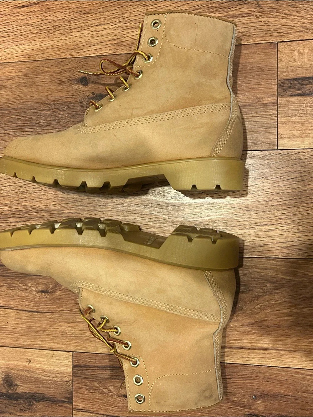 Timberland 10066 6-Inch Basic Waterproof Boots Wheat Nubuck Men’s Size 7